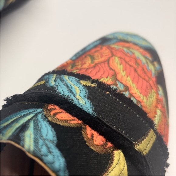 Zara Basic Black Orange Green Blue Floral Brocade Fabric
Fringe Loafers size 39 - Picture 6 of 6